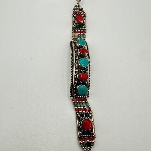 Absolutely amazing southwest style, silver plated and composite stone bracelet! - Picture 9 of 11